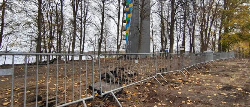 Wieża widokowa nieczynna. Gmina Ińsko przystępuje do dużej inwestycji przy jeziorze
