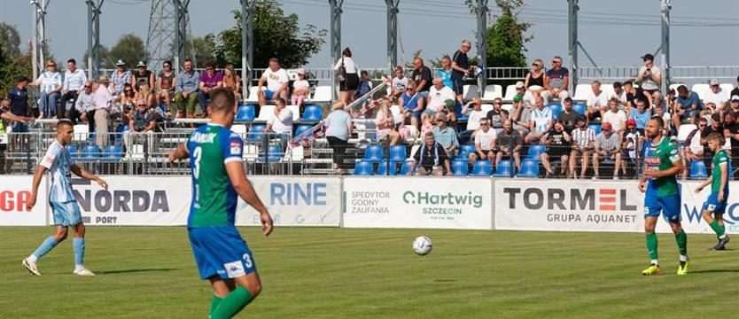 Stadion Świtu świeci pustkami, a modernizacja ma kosztować miliony