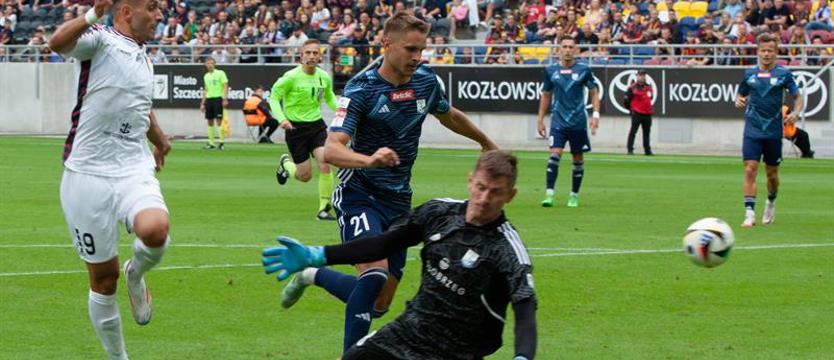 PIłka nożna. Pierwszoligowy debiut Kotwicy