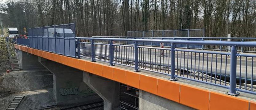 Koniec wahadła na wiadukcie przy ul. Asfaltowej w Mścięcinie