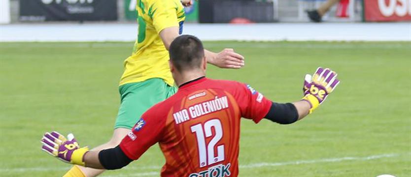 Piłka nożna. Hokejowo w IV lidze