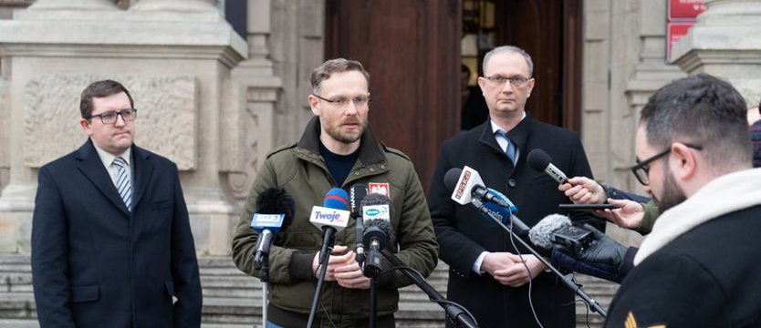 Krajobraz po huraganie. Wojewoda: "45 tysięcy osób jest bez prądu"