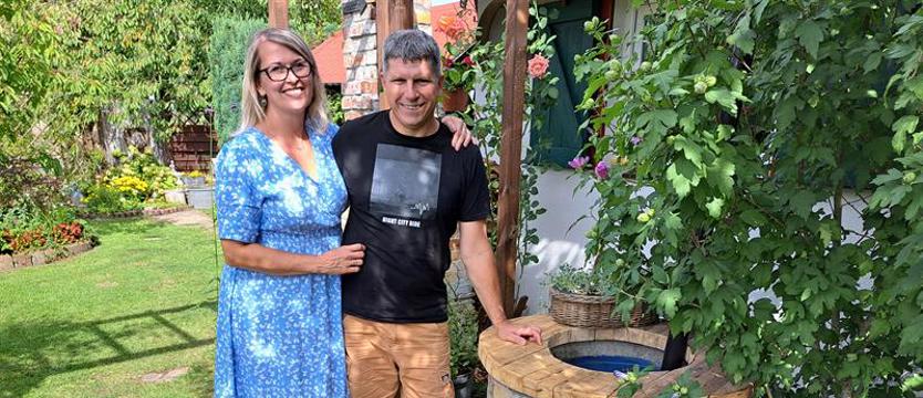 (kurier.kwiaty.27) Sielska atmosfera wiejskiego ogrodu