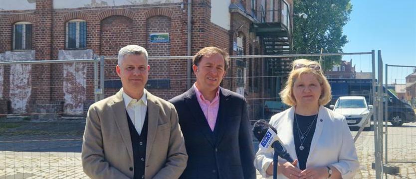 Chcą odzyskać dla miasta historyczne budynki na Łasztowni