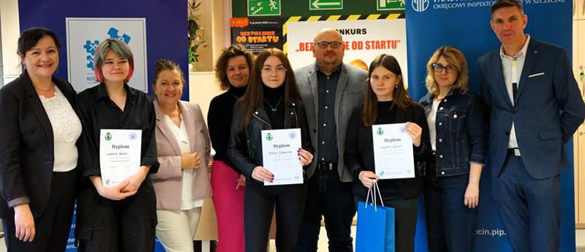 Podium dla szkoły WZDZ w konkursie „Bezpiecznie od startu”