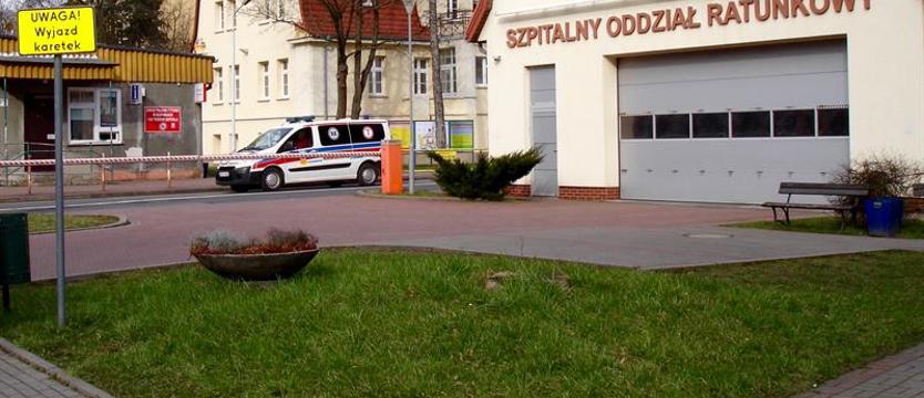 Nóż w udzie, amputowany palec i mężczyzna, który wypadł z balkonu. Sylwester po koszalińsku