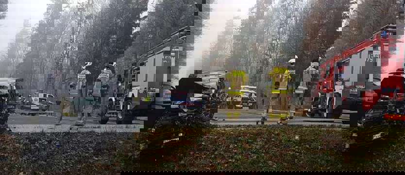 Jedni świętują, inni ratują. Pracowity dzień strażaków