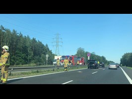 Wypadek na S-10, niedaleko Szczecina. Kierująca i pasażerka w szpitalu