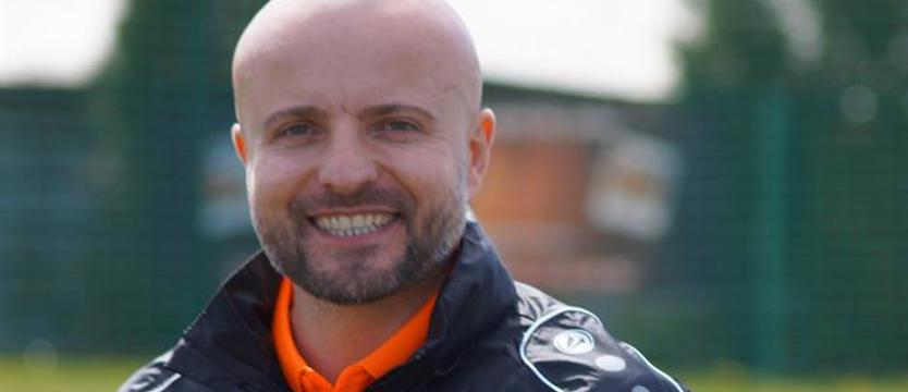 Piłka nożna. Kubacki wrócił do Hutnika