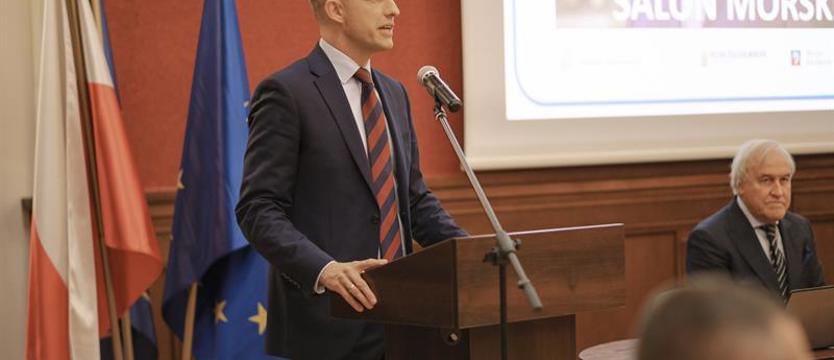 Żegluga promowa i rozwój polickiego portu