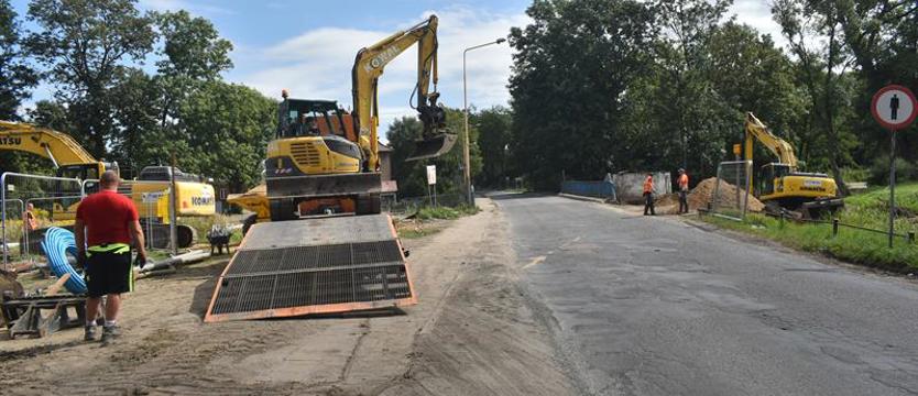 Jesienią zakończy się odbudowa jazu w Kluczewie. Na nowo spiętrzy wodę