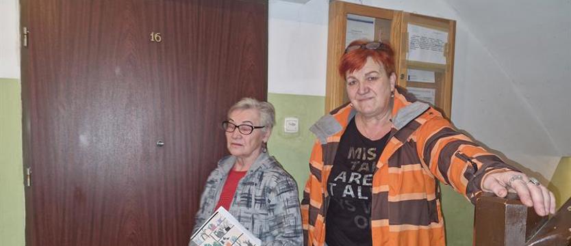 Powodzie rujnują życie mieszkańców. Problem w kamienicy przy ul. Małkowskiego