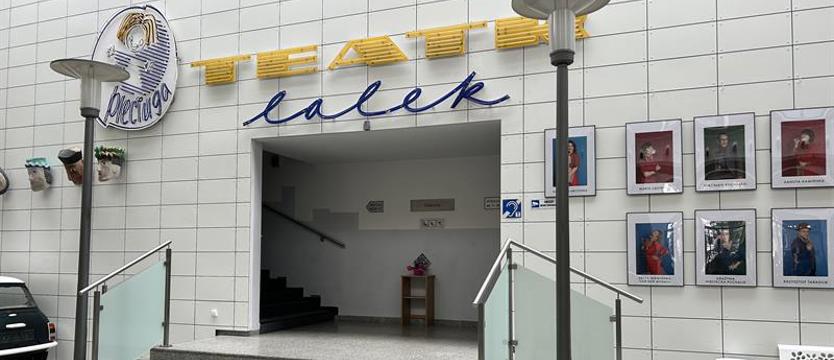 Coś, co chowa się przed światem. W „Pleciudze” nie tylko dla nastolatków