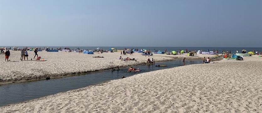 Wakacyjne negocjacje. Branża drży o przyszłość