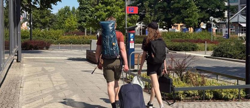 Wakacyjne noclegi. Uważaj przy rezerwacji