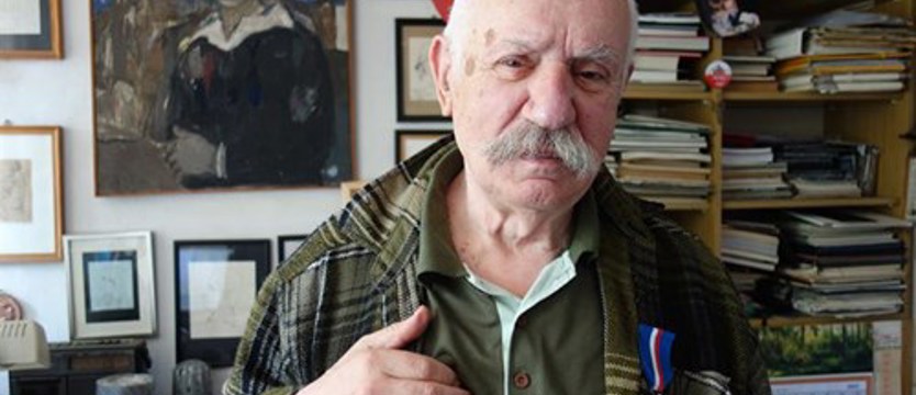 Pomnik jest dziełem sztuki. Na chwałę czasów, ale również artysty