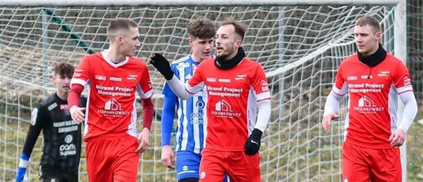 Piłka nożna. Mirand skuteczniejszy od Chemika