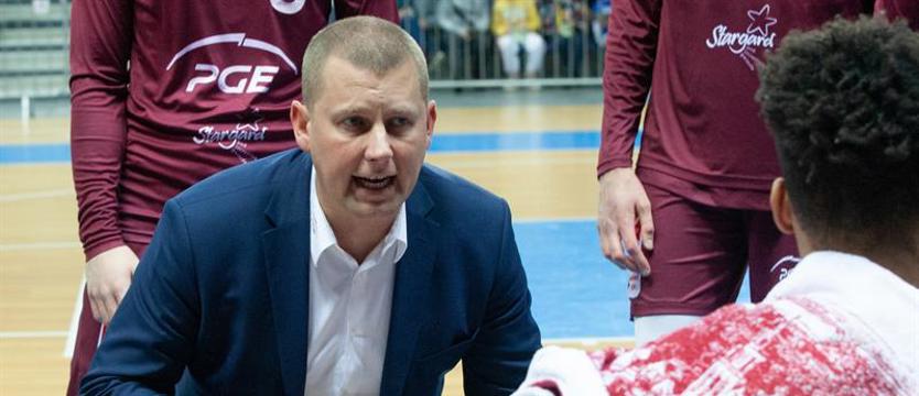 Koszykówka. Marek Łukomski trenerem Ogniwa
