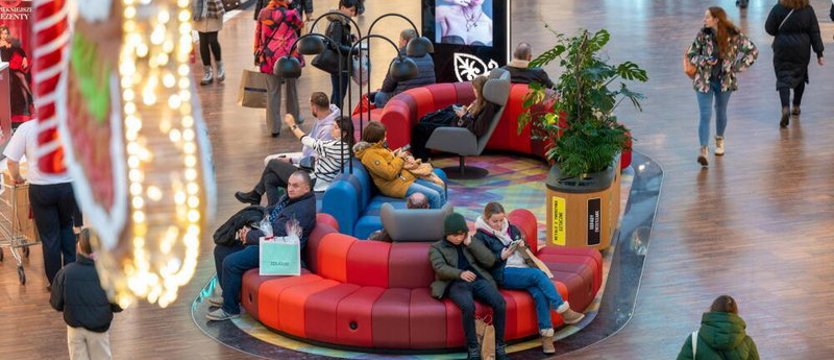 Sondaż: Polacy nie chcą zmian zasad handlu w niedzielę