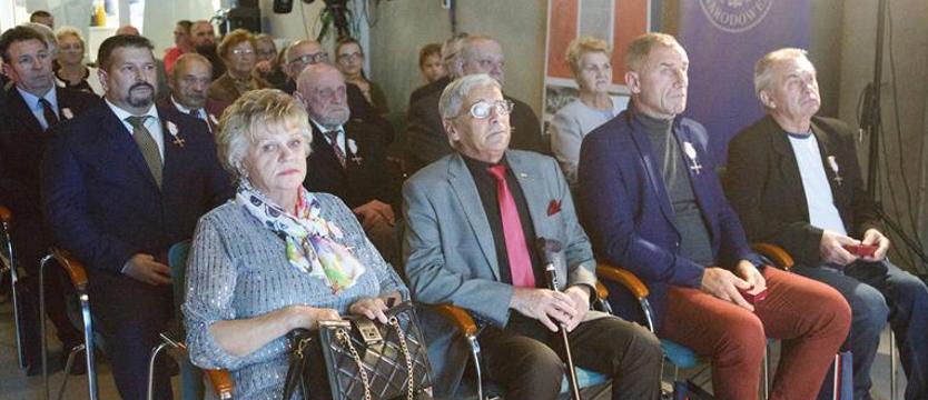 Zasłużeni dla Ojczyzny wyróżnieni „Krzyżem Wolności i Solidarności”