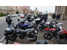 Motocykliści wsparli strajk kobiet