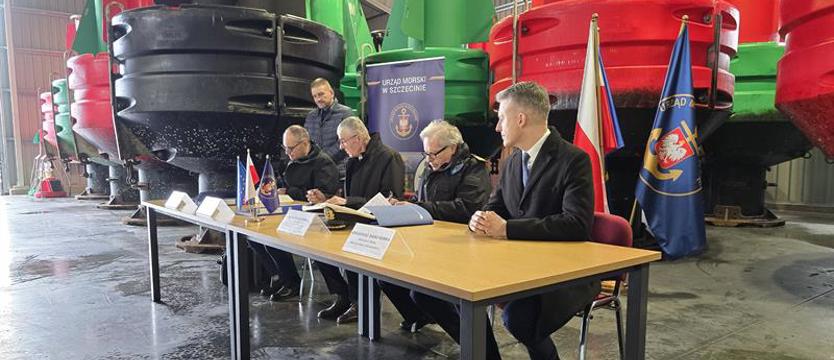 Umowa na zakup pogłębiarki. Dla szczecińskiego Urzędu Morskiego