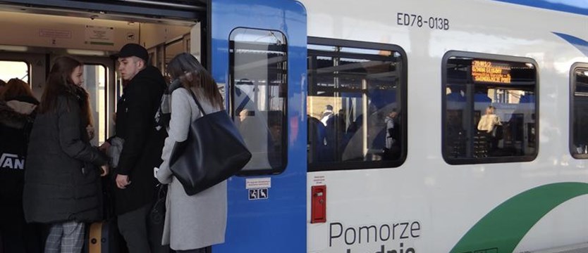 Bilety ZDiTM w pociągach Polregio już nie obowiązują. Pasażerowie niemile zaskoczeni