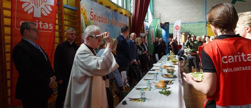 Spotkanie wielkanocne dla samotnych i ubogich