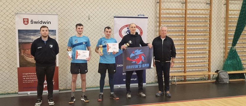 Tenis stołowy. Wojewódzkie kwalifikacje seniorów w Świdwinie