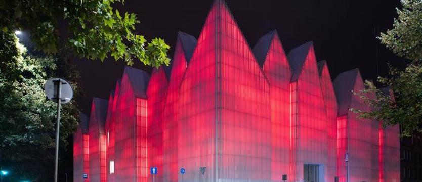 Filharmonia rozbłyśnie w niedzielę na czerwono. A w poniedziałek na niebiesko