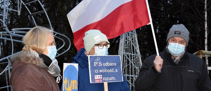 "Lex TVN": protestowali w Stargardzie, dziś w Świnoujściu i kolejnych miastach