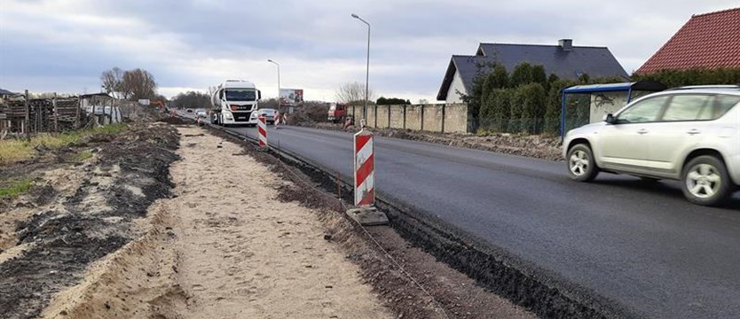 Kolejny etap prac na drodze Police – Szczecin. Prawie bez wahadła