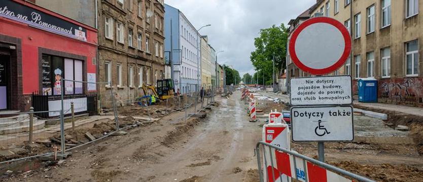 Kolejne etapy torowej rewolucji. Zmiany w organizacji ruchu na Pomorzanach