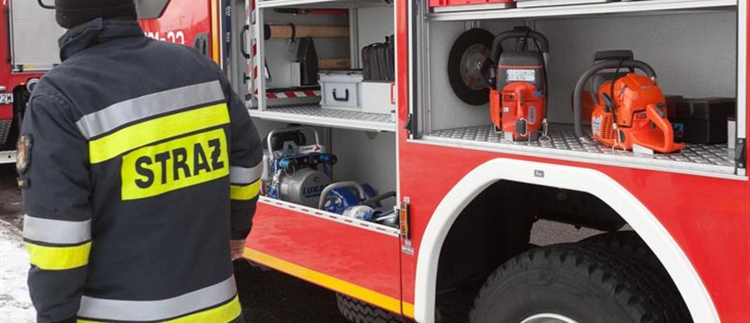 Strażacy znaleźli zwłoki w spalonej hali pod Choszcznem