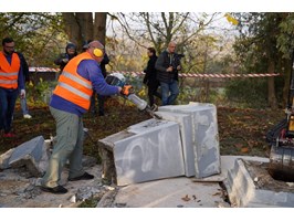 Zdemontowali obelisk "wdzięczności Armii Czerwonej" w Bobolicach