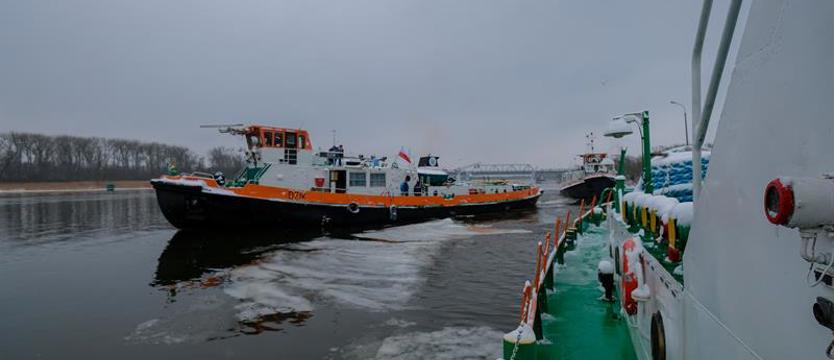 „Dzik” przeciera szlak na Odrze Zachodniej. Lodołamacze wyruszają z Podjuch