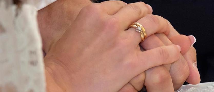 Coraz więcej małżeństw z obcokrajowcami. Jesteśmy w czołówce