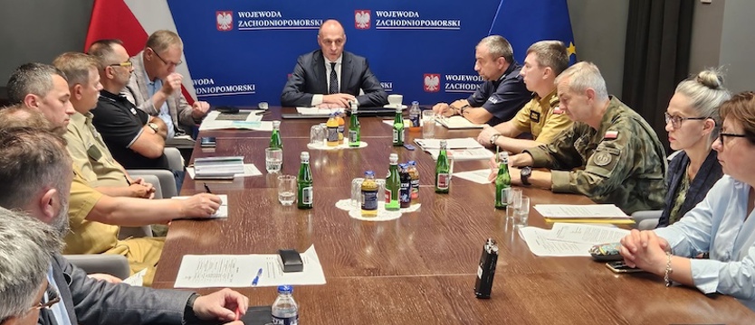 Wojewoda o śniętych rybach w Lubczynie: niski poziom złotej algi