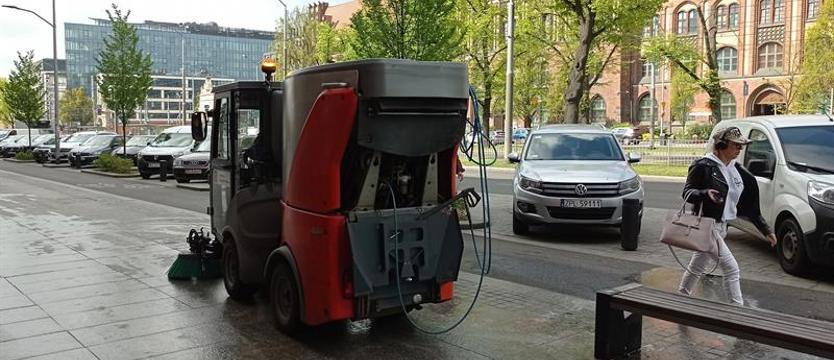 Wiosenne sprzątanie w centrum Szczecina