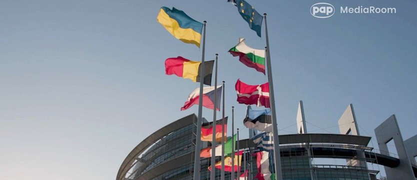 Parlament Europejski przyznał Nagrodę im. Daphne Caruany Galizii 2026 za śledztwo dotyczące porozumienia migracyjnego Włoch i Albanii