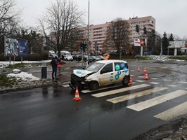 Kolejny wypadek na skrzyżowaniu ulic Santockiej i 26 Kwietnia