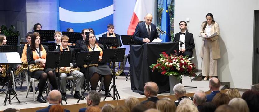 Dzień Edukacji Narodowej w Zachodniopomorskiem. Nauczyciele odebrali nagrody i odznaczenia
