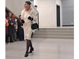 Alledaagse vrouw, bijzondere vrouw. Retrovibes bij het Depot