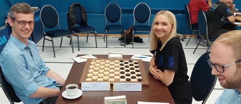 Warcaby. Natalia Sadowska przegrała z mistrzem świata, lecz prowadzi w klasyfikacji kobiet