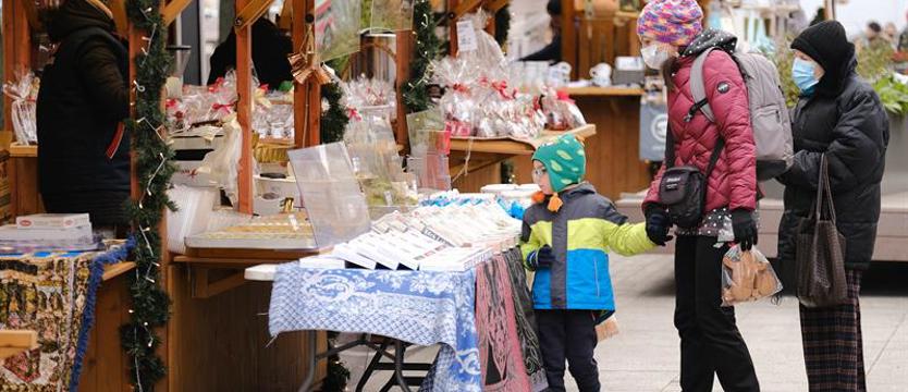 Szczeciński Targ Świąteczny. Świątecznie w centrum miasta