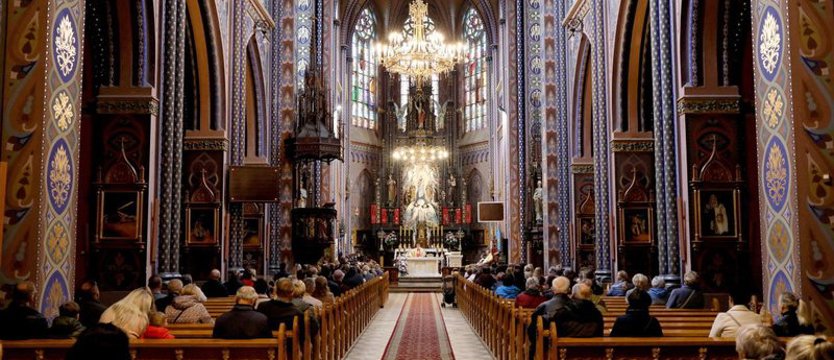 Areszt dla podejrzanego o podpalenie drzwi bazyliki w Dąbrowie Górniczej