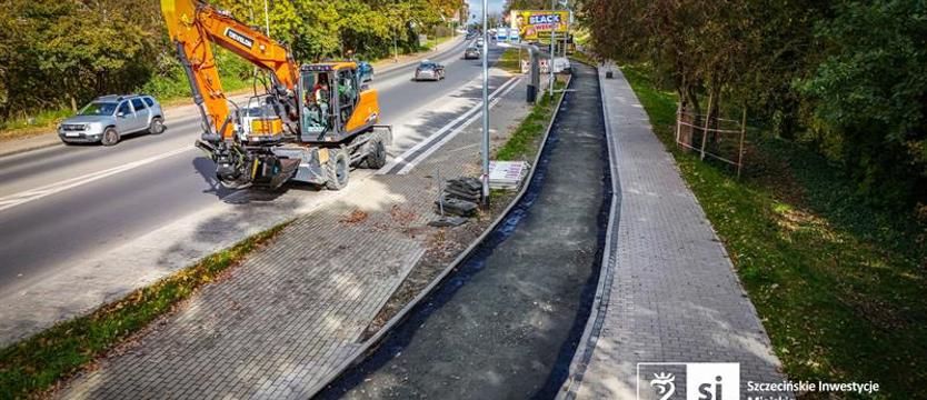 Ścieżka rowerowa wzdłuż ul. Bogumińskiej na finiszu
