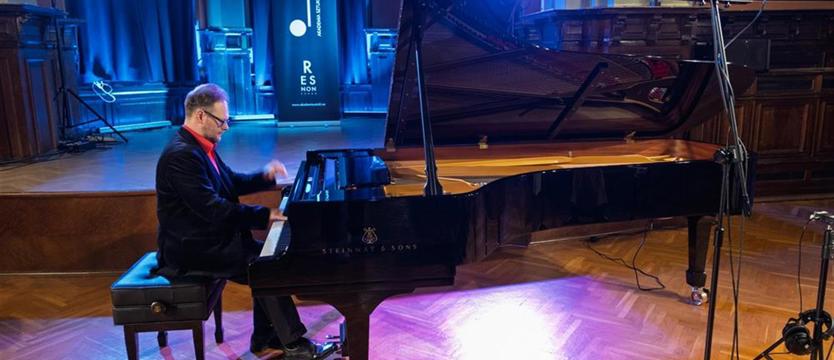 Nowy instrument w Akademii Sztuki. Steinway za ponad milion złotych