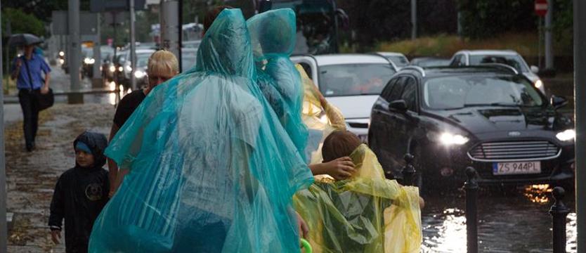 Ostrzeżenie meteorologiczne. Możliwe burze z gradem w regionie