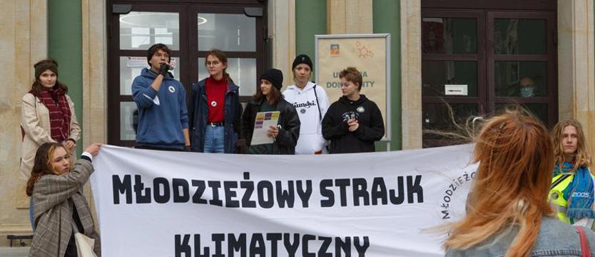 Młodzi protestują dla klimatu